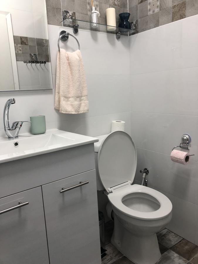 Studio Apartment In Bat-Yam Бат-Ям Екстер'єр фото